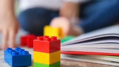 W Stalowej Woli książka buduje superdrużynę z LEGO