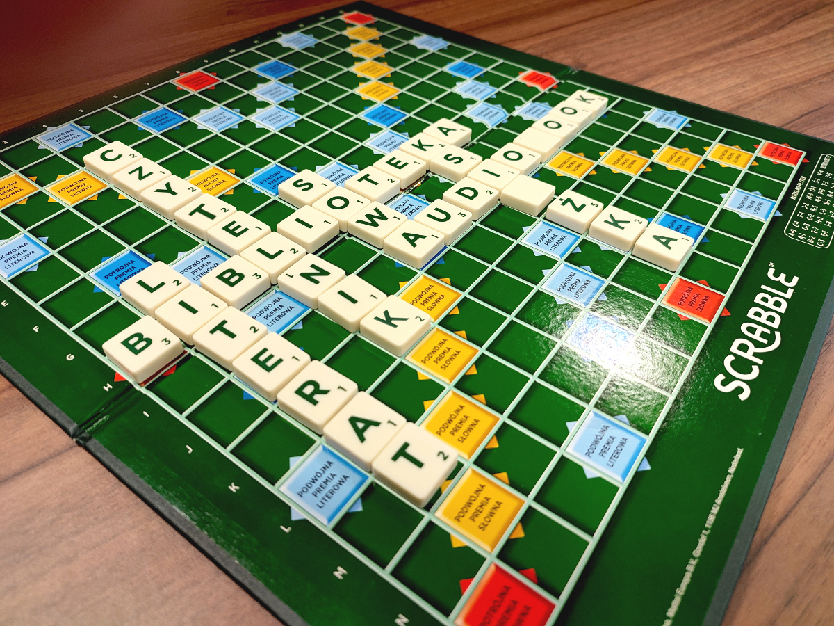 MBP Stalowa Wola:  					Ćwiczymy słówka  Międzynarodowy Dzień Scrabble