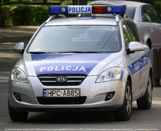 Policjanci apelują o bezpieczeństwo nad wodą i na drogach w ostatni weekend wakacji