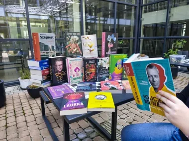 Majowe nowości w Wypożyczalni Głównej - od PRL-u po zimny dreszcz