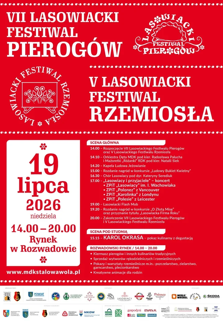 Pierogi, rzemiosło i tańce na Rynku w Rozwadowie. Lasowiacy wracają