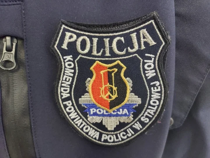 Trzy kradzieże w drogerii. 23-latek z zarzutem po zatrzymaniu