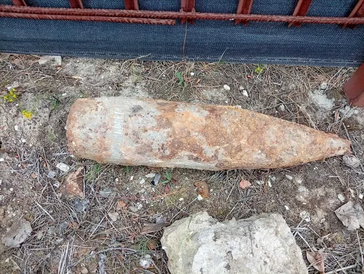 Wykrywacz metali odkrył wojenny arsenał pod Maziarnią i w Stalowej Woli