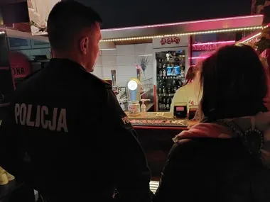 Nie tylko policja. Wspólne kontrole sprzedaży alkoholu w Stalowej Woli