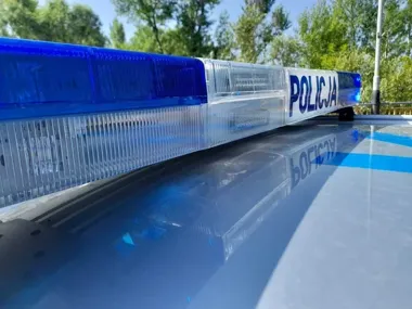 Pijany kierowca uderzył w zaparkowanego Forda - miał ponad 2,5 promila